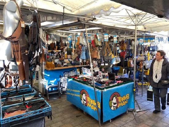 Elke woensdag Weekmarkt in Loosduinen Elke woensdag Weekmarkt in Loosduinen